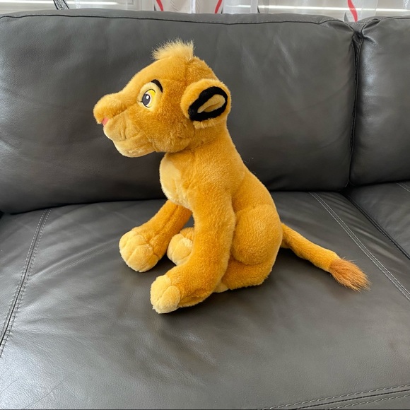 Disney Other - Disney Simba Plush